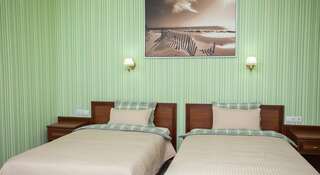Гостиница Оливия Липецк Двухместный номер с 2 отдельными кроватями и балконом-9